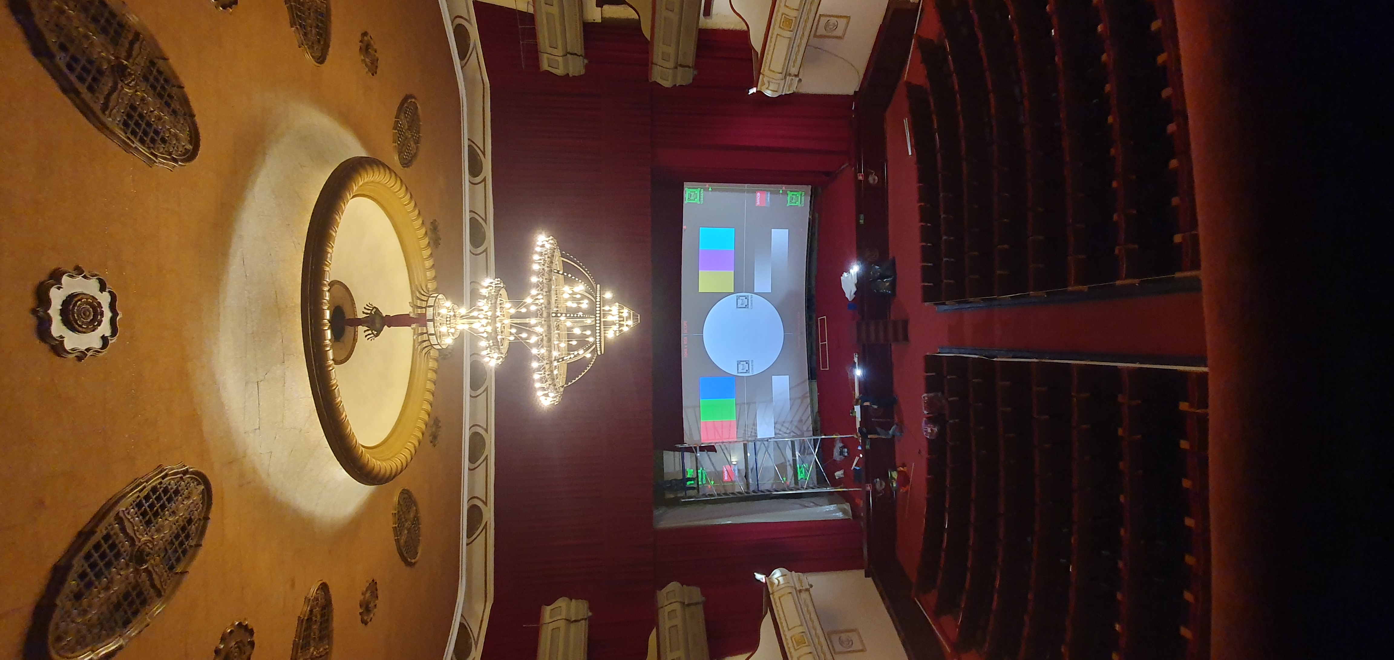 Interior Cine Cervantes